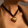 Isela Choker  con gran corazón