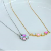 Marifer Dulce collar  de  corazones color pastel que forman un trébol con imán